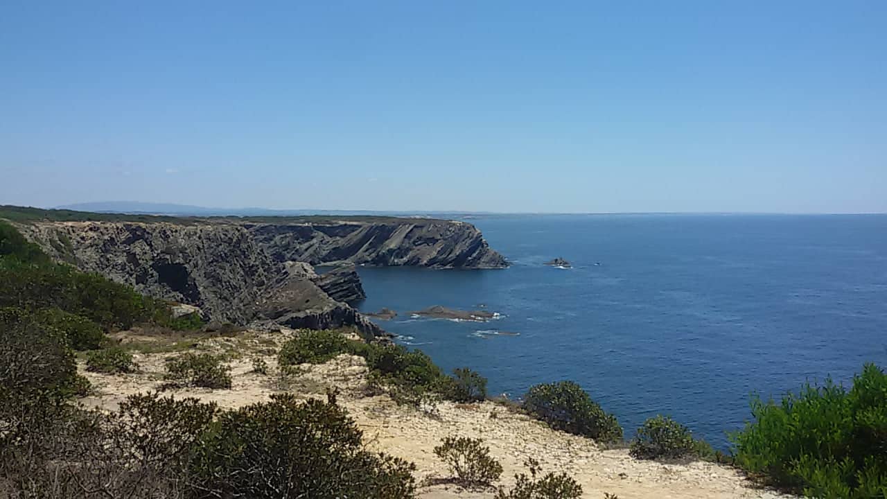 19 cliffs near zambujeira do mar andre frederico[1]